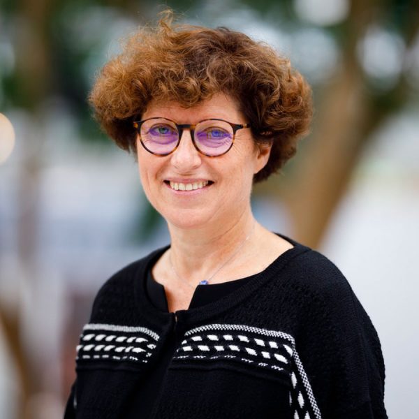 Marion Leboyer, directrice du département médico-universitaire de psychiatrie et d’addictologie de l’hôpital Henri-Mondor (AP-HP) et de la Fondation FondaMental, alerte sur la santé mentale..