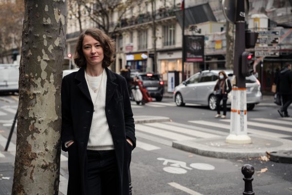 Eco-anxiété affecte les angoissés du climat, un état d'âme décrit par la Dre Alice Desbiolles, médecin de santé publique, épidémiologiste et auteure.