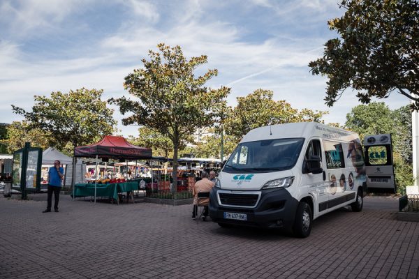 Clémobile : un bus itinérant combat l'illectonisme